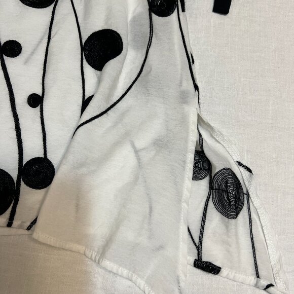 Feratelli Women's Top Block White Embroidered Size Large Rayon Blend Blouse - Picture 8 of 8